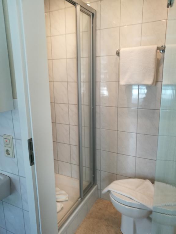 Pension Und Restaurant Reck Aulendorf Zewnętrze zdjęcie