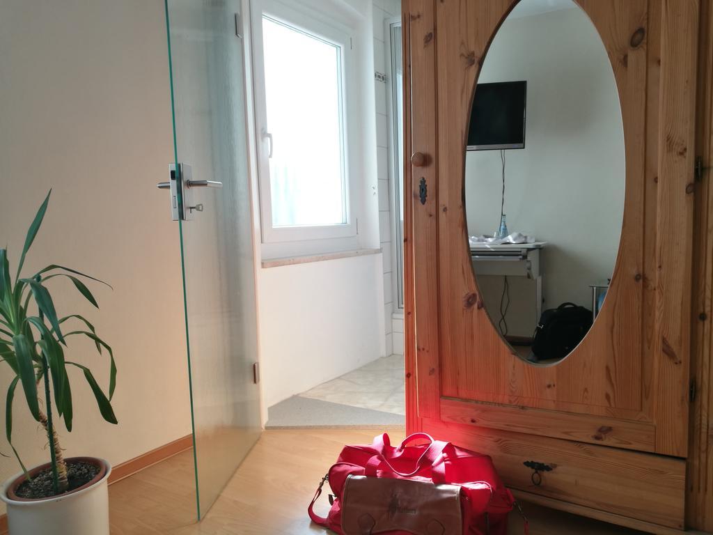 Pension Und Restaurant Reck Aulendorf Zewnętrze zdjęcie