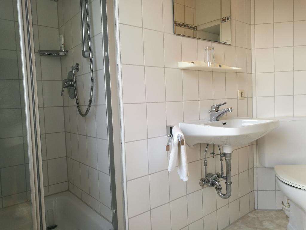 Pension Und Restaurant Reck Aulendorf Zewnętrze zdjęcie